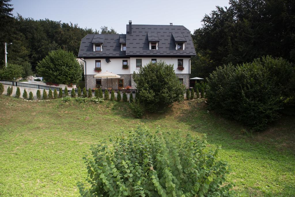 Rooms Jezerce, Lika and Gorski kotar