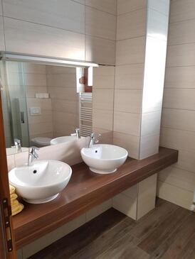 Rooms Jezerce, Lika and Gorski kotar