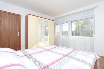 Apartmány s terasou Trogir, Střední Dalmácie