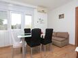Sala da pranzo Trogir, Sala da pranzo nell'alloggi del tipo apartment, condizionatore disponibile e WiFi.