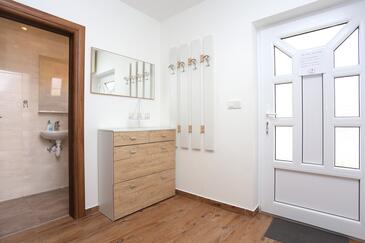 Apartmány s terasou Trogir, Střední Dalmácie