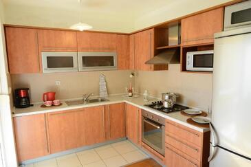 Family-friendly apartments with swimming pool Kožino, Zadar - 18128