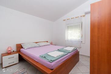 Apartamentos con parking Vir - 18131