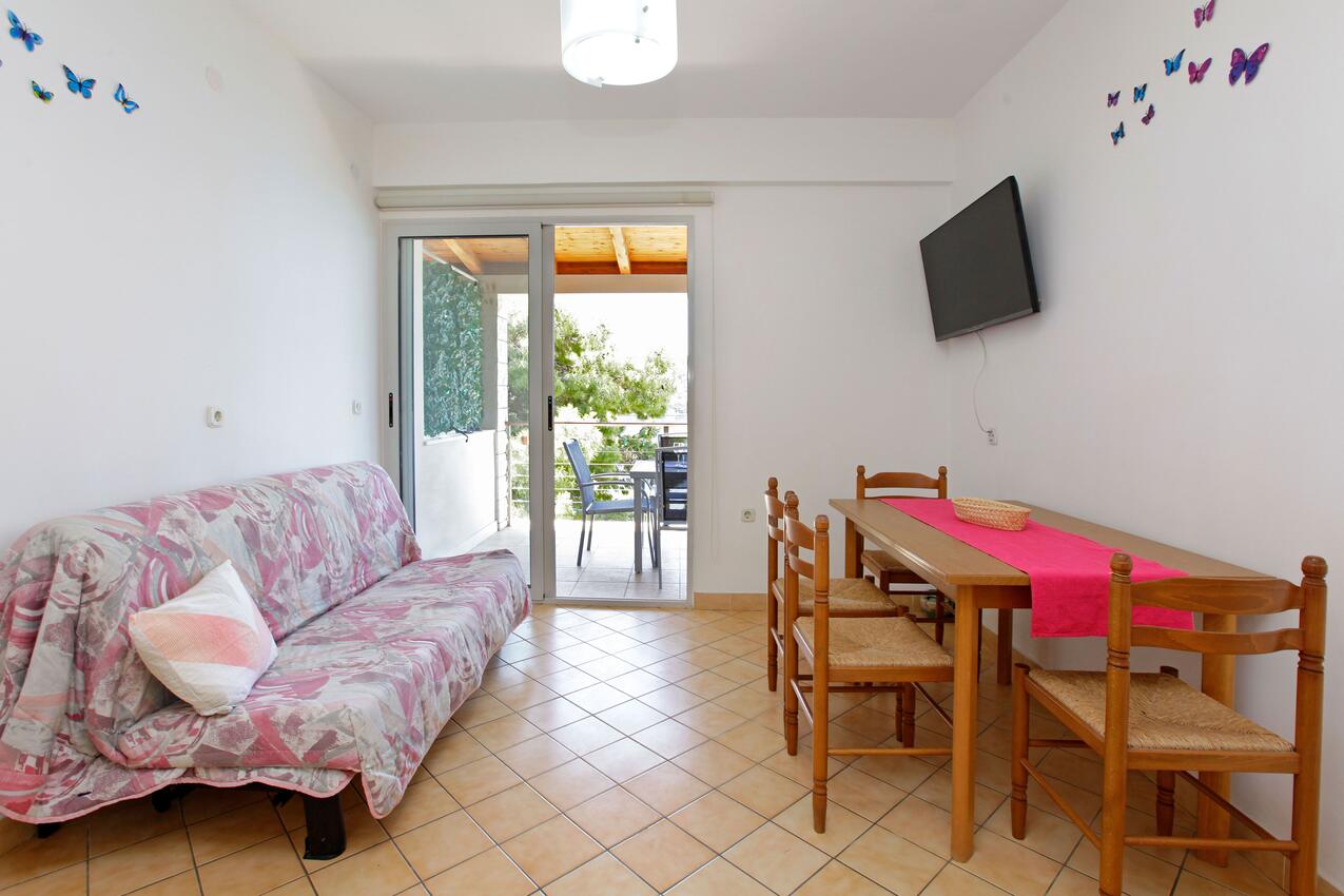 A-18137-a - Private accommodation - Apartments by the sea Karbuni, Korčula