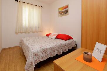 Apartments by the sea Karbuni, Korčula - 18137