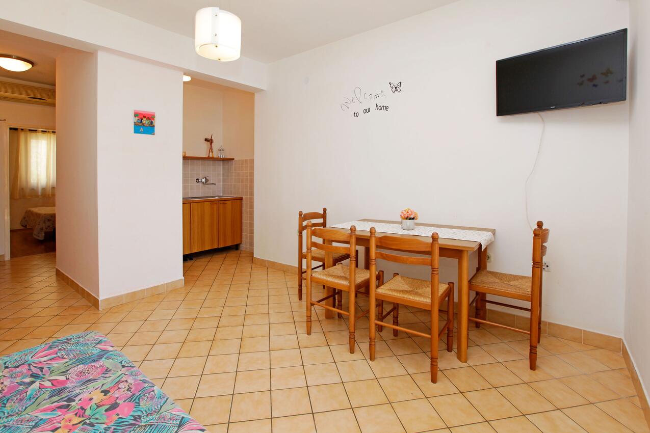 A-18137-b - Private accommodation - Apartments by the sea Karbuni, Korčula