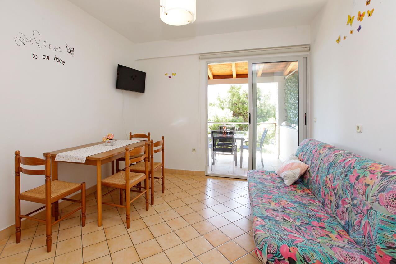 A-18137-b - Private accommodation - Apartments by the sea Karbuni, Korčula