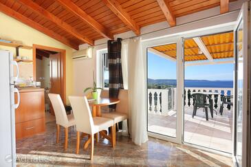 Apartments with parking space Seget Vranjica, Trogir - 18138