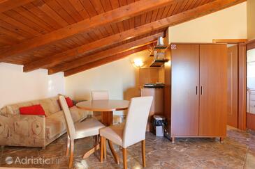 Apartments with parking space Seget Vranjica, Trogir - 18138