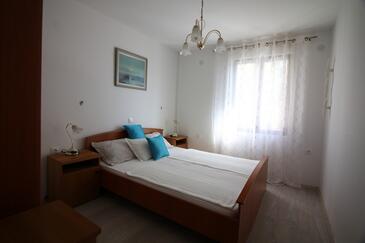 Apartments with parking space Sveti Vid, Krk - 18139