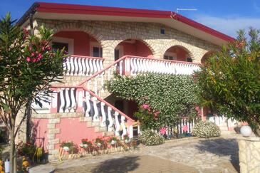 Apartmaji ob morju Vir - 18140 Adriatic.hr
