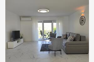 Appartamento di tre stanze Fiume - Rijeka (A-18146-b(