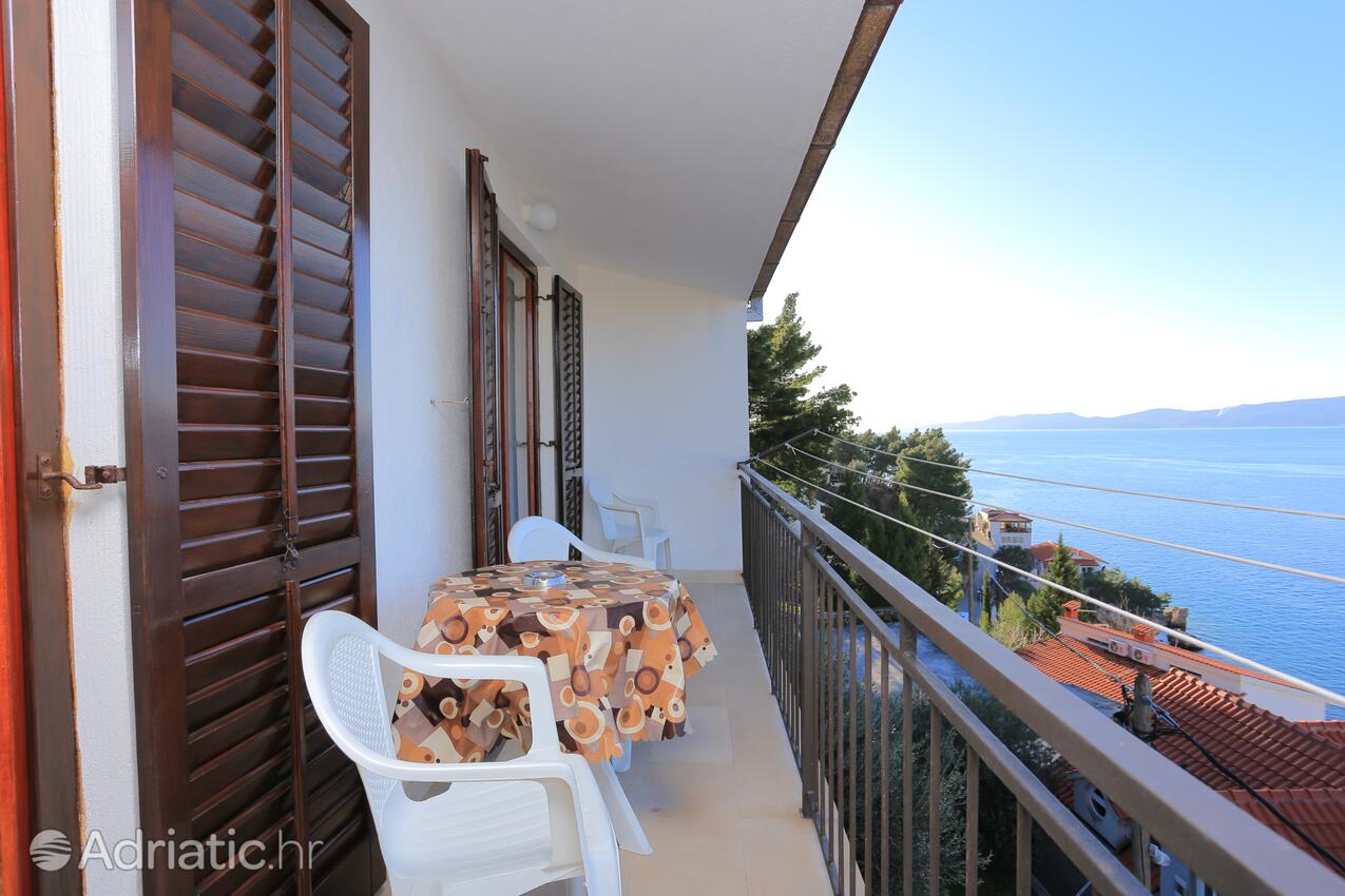 A-18148-a - Alloggi privati - Appartamenti accanto al mare Mimice, Almissa - Omiš