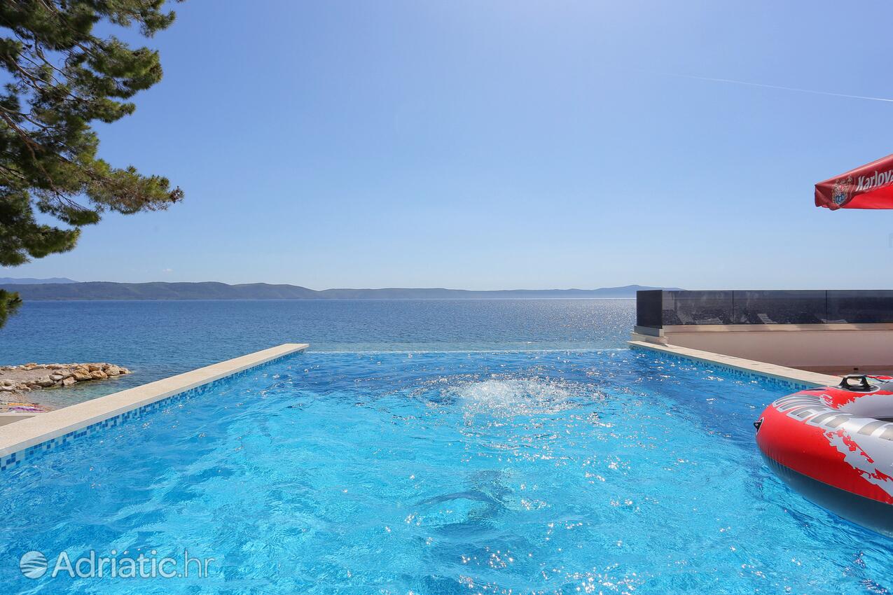 Ferienwohnungen mit Pool für Familien Zivogosce - Porat, Makarska - 18150