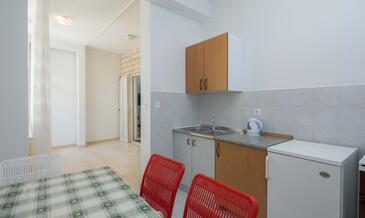 Apartments and rooms by the sea Duće, Omiš - 18155