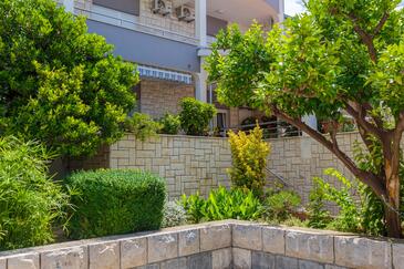 Apartmaji in sobe ob morju Duće, Omiš - 18155