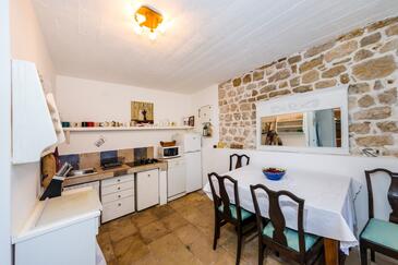 Seaside holiday house Novigrad - 18162