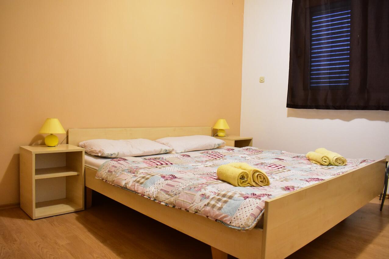 Ferienwohnungen mit Parkplatz Vrsi - Mulo, Zadar - 18164