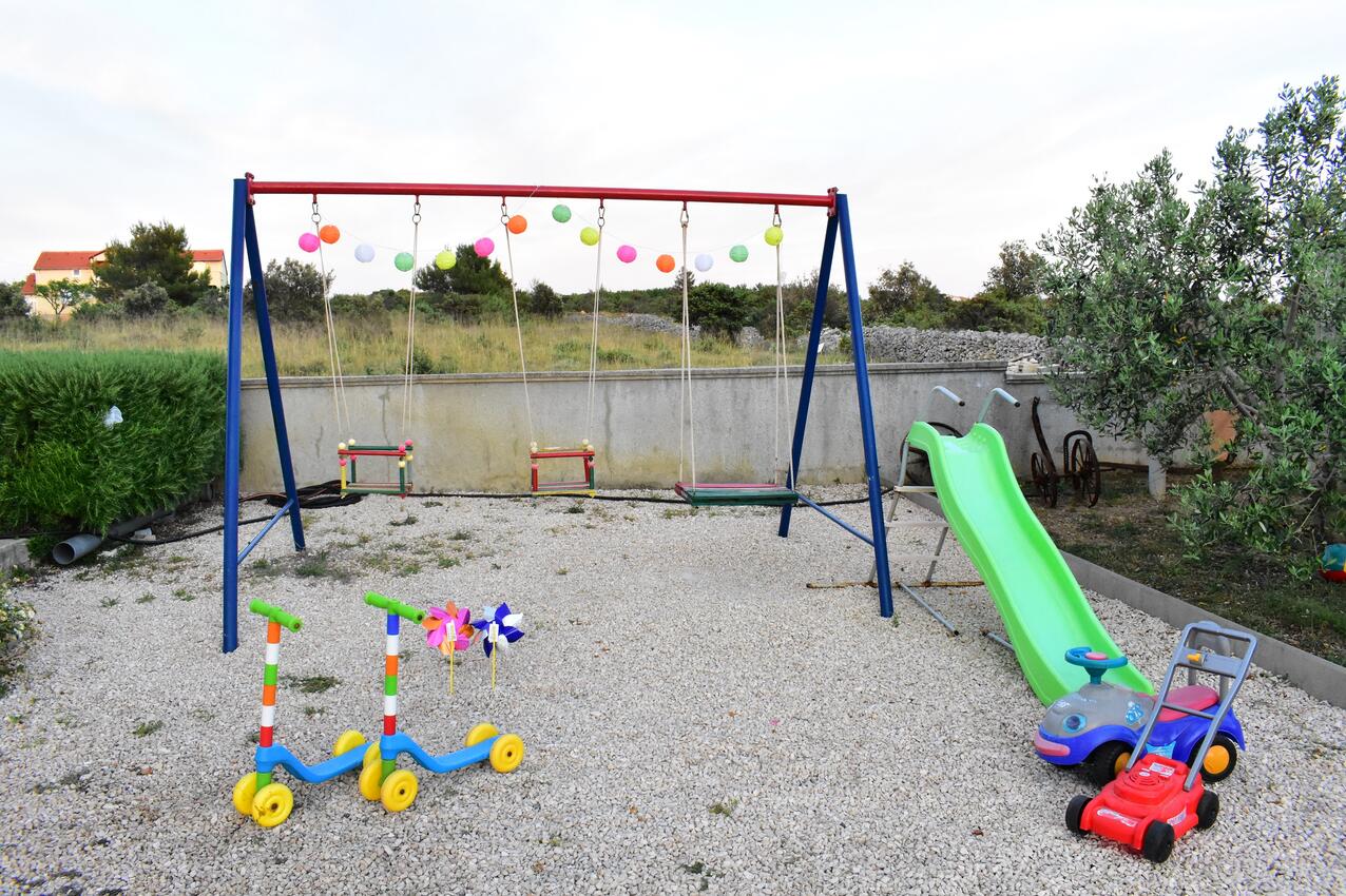 Ferienwohnungen mit Parkplatz Vrsi - Mulo, Zadar - 18164