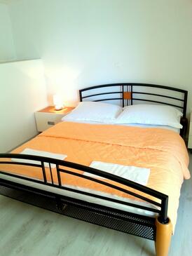 Apartmány s parkovištěm Seget Donji, Trogir - 18188