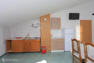 Apartments by the sea Lokva Rogoznica, Omiš - 18211