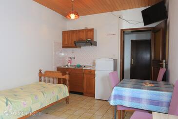 Apartments by the sea Lokva Rogoznica, Omiš - 18211