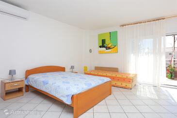 Apartmani i sobe uz more Baška Voda, Makarska - 18215