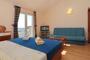 Studio apartman Drvenik Donja vala Studio apartman Drvenik Donja vala, Makarska (AS-18217-g)