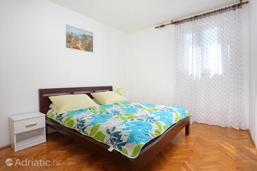 Ferienwohnungen am Meer Arbanija, Ciovo - 18224