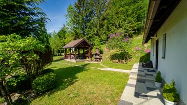 Vakantiehuis met parkeerplaats  Lokve, Gorski kotar - 18226 Adriatic.hr