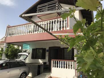 Apartment with terrace Bibinje, North Dalmatia