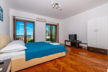 Apartmány s parkovištěm Dramalj, Crikvenica - 18262