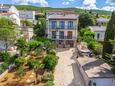Dramalj, Crikvenica, Objekt 18262 - Apartmaji s prodnato plažo.