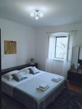 Ferienwohnungen am Meer Kastel Kambelovac, Kastela - 18267