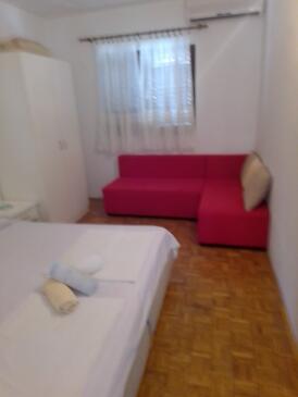 Apartmani uz more Ivan Dolac, Hvar - 18269