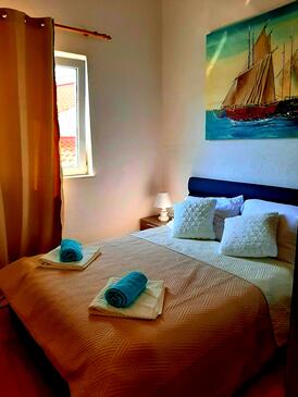 Apartments by the sea Ražanj, Rogoznica - 18284