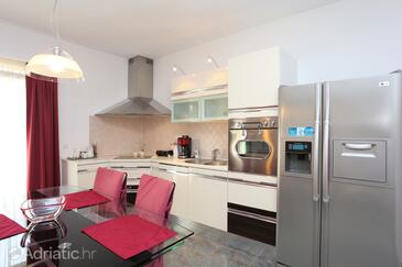 Lejligheder ved havet Sumpetar, Omis - 18286