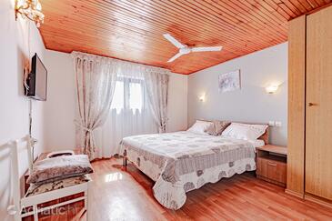 Family-friendly apartments with swimming pool Zavalatica, Korčula - 183