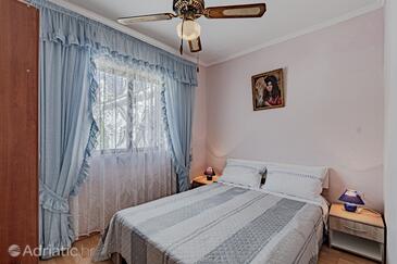 Apartmani s bazenom pogodni za obitelji s djecom Zavalatica, Korčula - 183