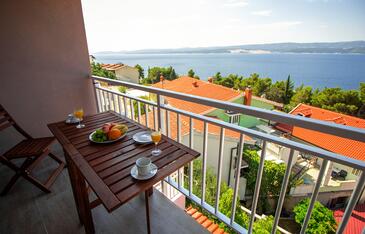 Ferienwohnungen und Zimmer mit Pool Lokva Rogoznica, Omis - 18328