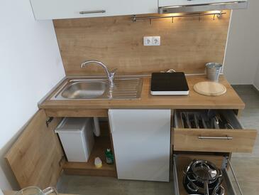 Appartementen en kamers met zwembad Lokva Rogoznica, Omis - 18328