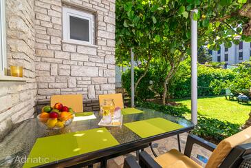 Apartments with parking space Fažana - 18334