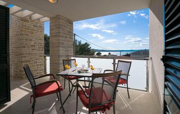 Luxury villa with a swimming pool Novigrad - 18339