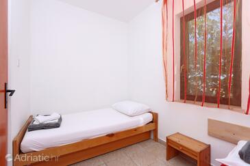 Apartments with parking space Pag - 18345