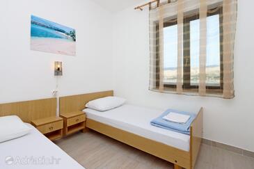 Leiligheter med parkering Pag - 18345