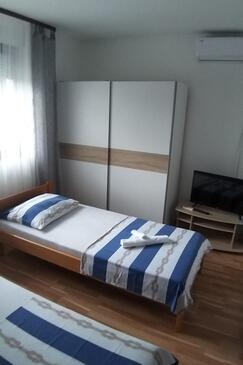 Apartmány s parkovištěm Kamenjak, Crikvenica - 18348