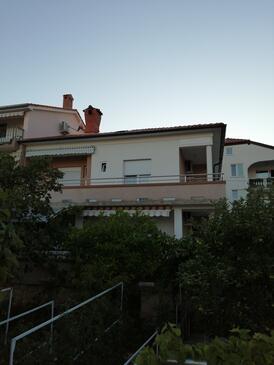 Overnatting Rab, Rab, Overnatting 18363 - Leiligheter blizu mora med sandstrand.