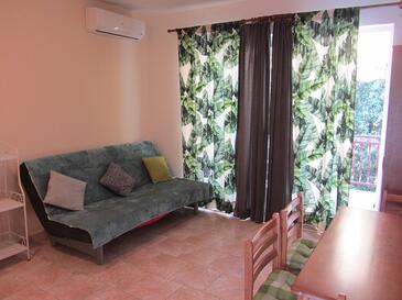 Apartments with parking space Pakoštane (Biograd) - 18373