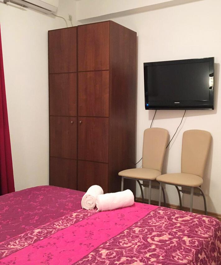 A-18405-b - Private accommodation - Apartments by the sea Igrane, Makarska