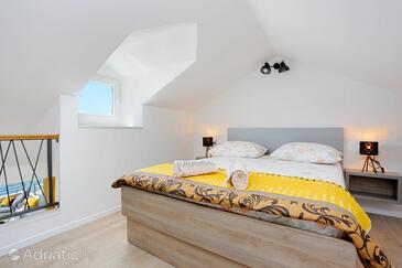 Apartamentos junto al mar Igrane, Makarska - 18405